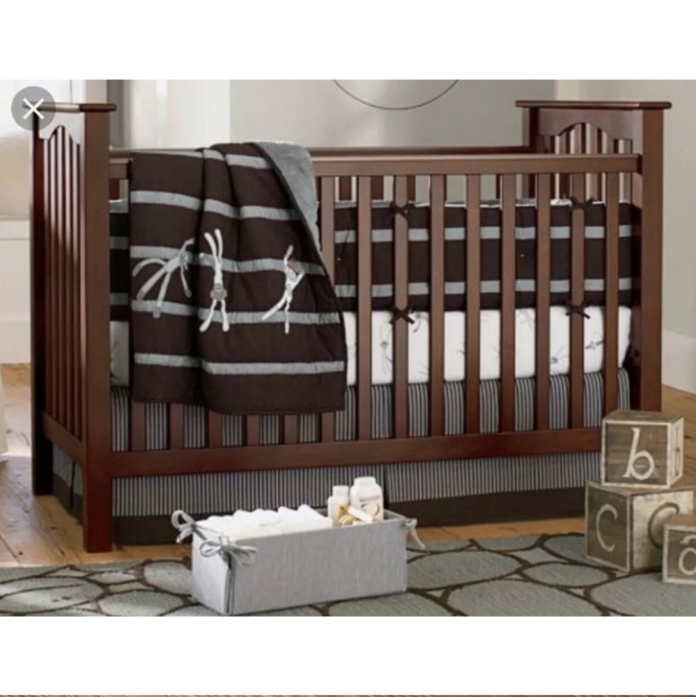 NWT Pottery Barn Kids Baby Sock Monkey Crib Skirt - Picture 4 of 5